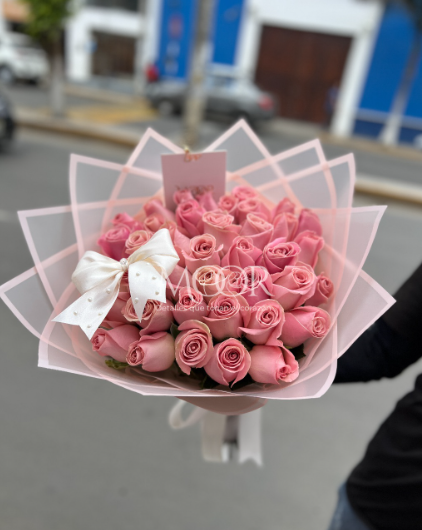 ramo 24 rosas 💗🌸 ramo 24 rosas 💗🌸